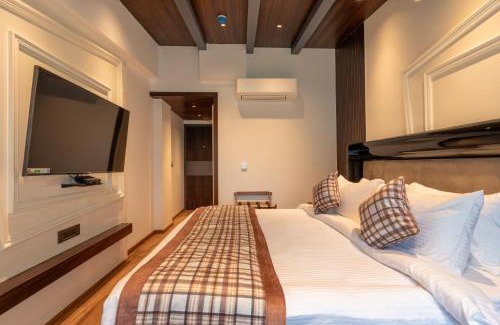 Tallital Hotel | Hanric by Eight Continents, Ikshana Luxe