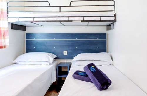 Torre Rinalda House | Happy Camp Mobilhome Torre Rinalda by Interhome
