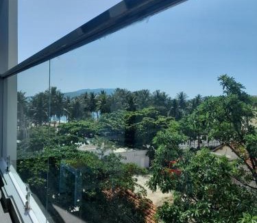 Tran Phu Beach Hotel | Happy Home
