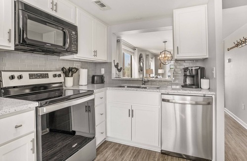 Oceanmarsh Subdivision Condo | Harbor Island Bliss: 2BR Condo, Beach Access, Resort Pool, & Stunning Views!