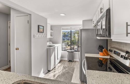 Oceanmarsh Subdivision Condo | Harbor Island Bliss: 2BR Condo, Beach Access, Resort Pool, & Stunning Views!