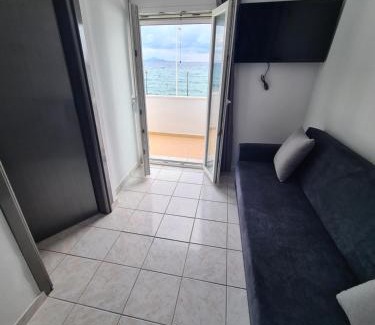 Kardamena Apartment | Harbour Lounge rooms