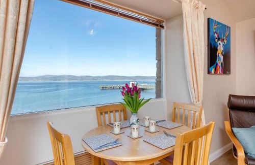 Cromarty Apartment | Harbour View
