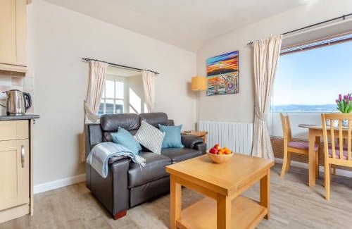 Cromarty Apartment | Harbour View