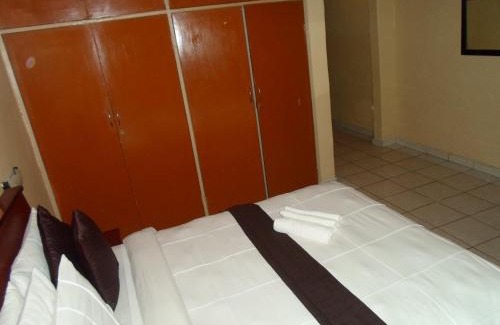 Francistown House | Hardrock Guest House