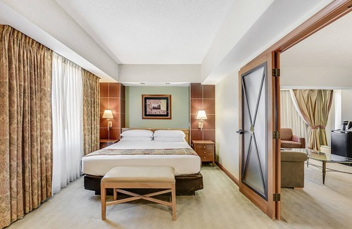 Stateline Resort | Harrah’s Lake Tahoe – A Caesars Rewards Destination