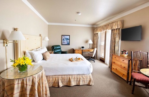 Coalinga Hotel | Harris Ranch Resort