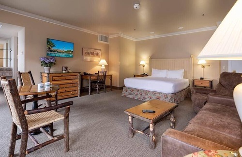 Coalinga Hotel | Harris Ranch Resort