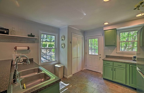 Harrison Cottage | Harrison Lakefront Cottage w/Private Dock!