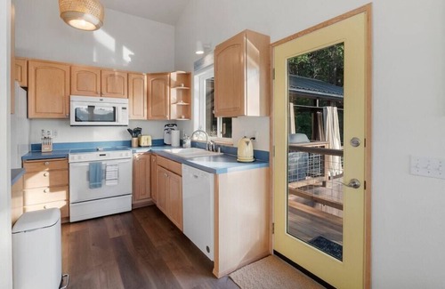 Olympia House | Harstine Beach House