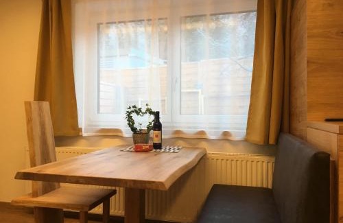 Ried im Oberinntal Apartment | Haus am See