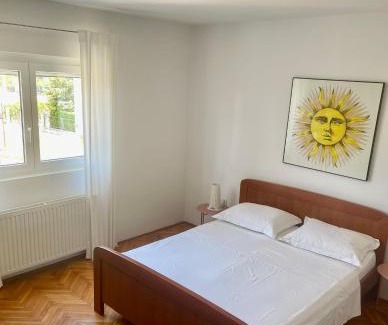 Kastel Novi Apartment | Haus Grace