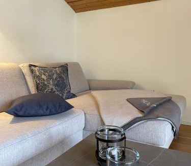 Sonnen Apartment | Haus Hochland - Großzügige Alpenwohnung im Dachgeschoss