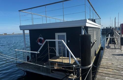 Ortmuhle Boat Rental | Hausboot Koje INE Huus & Meer