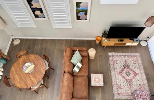 Mansfield Villa | Haven on Hunter Lux Townhouse