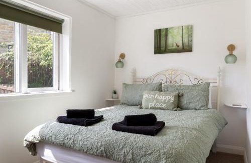 Haworth House | 'Haworth Haven', Warm Winter Cottage Getaway