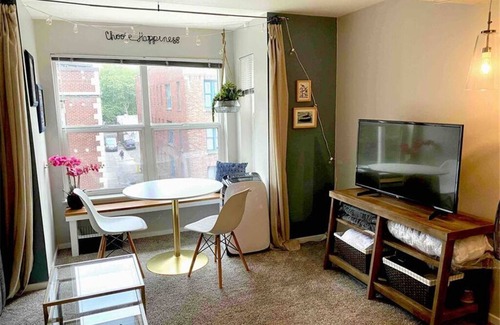 Cumming House | Haywood rooms