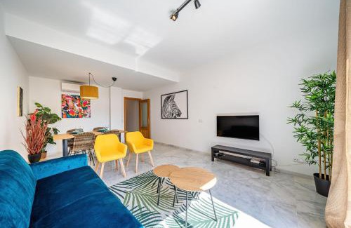 El Ejido Apartment | Heart Location & PARKING