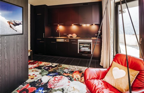 Soelden Apartment | HEART - Manufaktur Appartements - Top1 Deluxe Apartment right on the ski slope