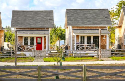 Seabrook House | Heart Song by Seabrook Hospitality