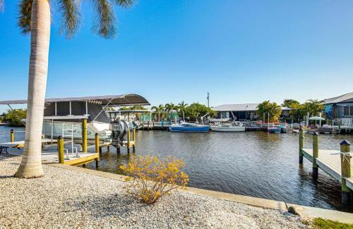 Matlacha Isles House | Heated Pool and Lanai Matlacha Isles Getaway
