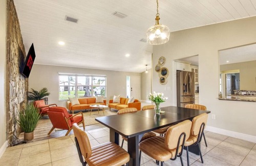 Boynton Beach Apartment | Heated Pool, Game Room & Inlet Views