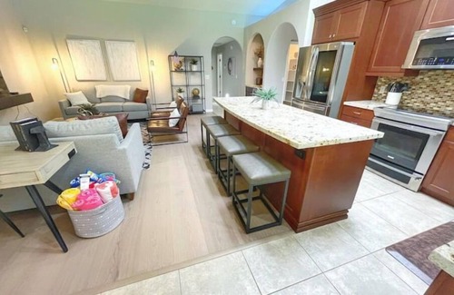 Paradise Park Vista House | Heated Pool, Putting Green & Arcades in LUXE Home! 3-mi to Waste Management Open