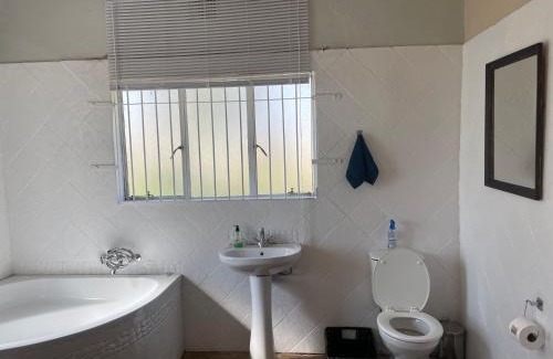 Bloemfontein House | HEELTEVREDE Self-Catering farmhouse