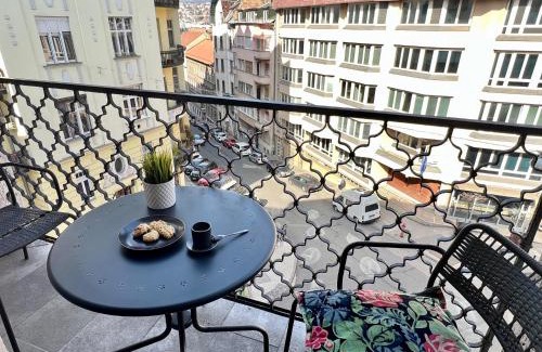 Castle Hill Apartment | Hello Fox