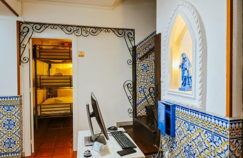 Restelo Hostel | Help Yourself Hostels - Restelo