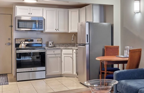 Rehoboth Beach Hotel | Henlopen Oceanfront Hotel