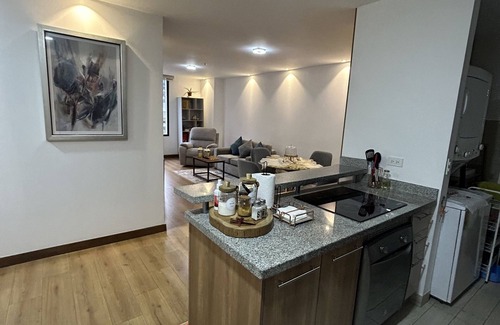 Financial District Apartment | Hermoso y Cómodo Apartamento en la Mejor Zona de Quito
