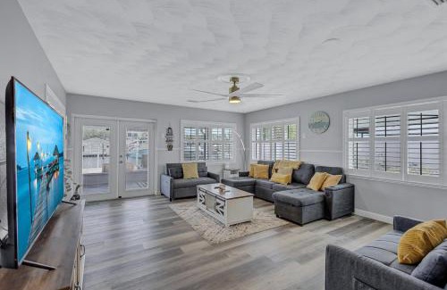 Spring Hill House | Hernando Beach Gulf Access, Dock & Heated Pool