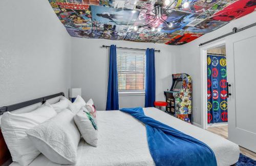 Canyon Lake House | Heroes Lair at Coddiwomple Cottages