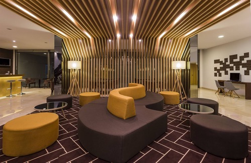 Sao Sebastiao da Pedreira Hotel | HF Fénix Urban