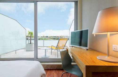 Santo Antonio Hotel | HF Fenix Garden