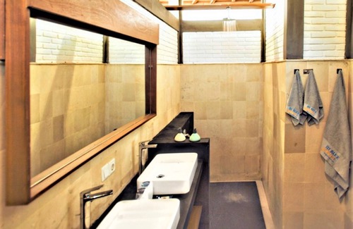Tulamben Resort | Hi Blue Bali Melasti Dive Resort