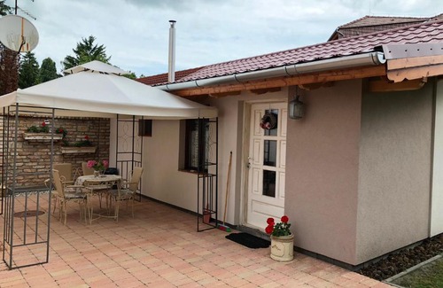 Balatonmariafurdo Apartment | Hibiscus Apartman