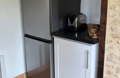 Biron Cottage | Hideaway Gite nestled under a magnificent 12th C. Chateau in beautiful Perigord