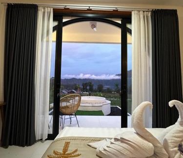 Toya Bungkah Villa | Hideout Kintamani and Hot Spring