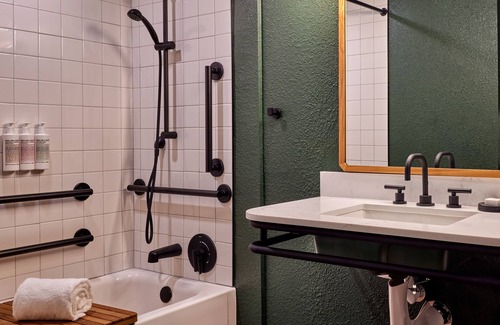 Flagstaff Hotel | High Country Motor Lodge – Near NAU/Downtown