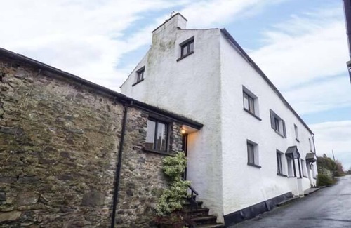 High Newton Cottage | High House