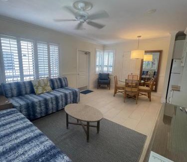 Lauderdale-by-the-Sea Hotel | High Noon Beach Resort