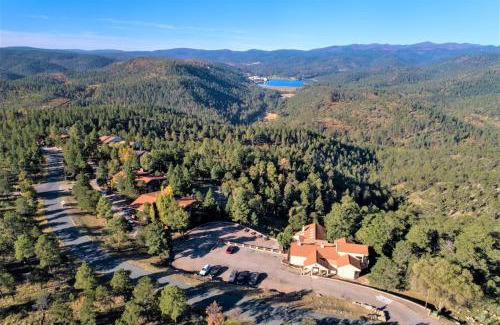 Ruidoso Hotel | High Sierra Condominiums