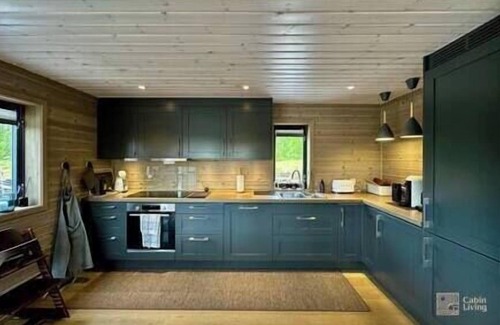 Sjusjoen House | High standard cabin at Sjusjøen - sauna, hot tub & ski trails right outside