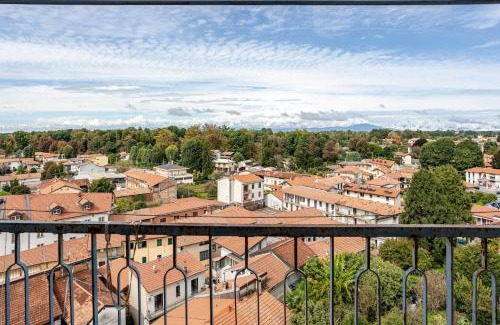 Casorate Sempione Apartment | hight view - 10 minutes from Malpensa MXP