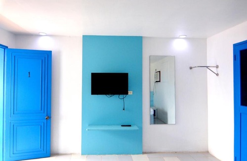 Totolan Hotel | Highway to H Inn Seaside