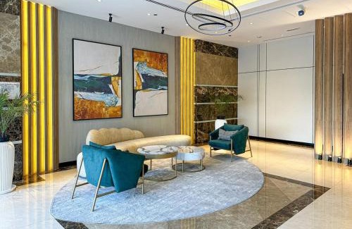 Jebel Ali Apartment | Higuest - Lake-view Studio in JLT
