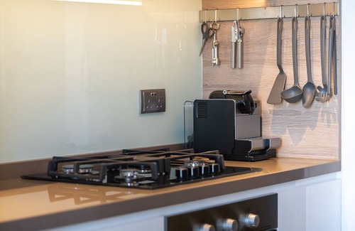 Dubai Marina Apartment | HiGuests - Studio One