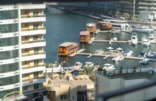 Dubai Marina Apartment | HiGuests - Studio One